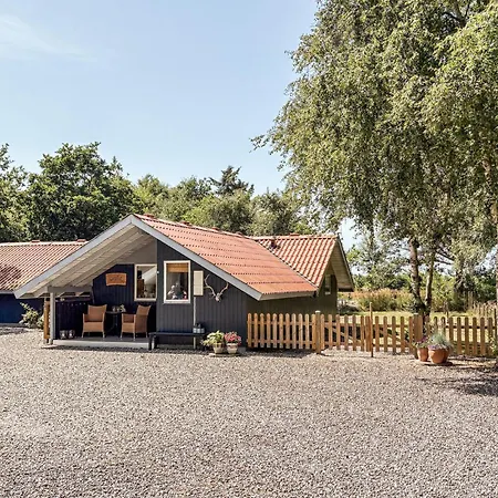 Vakantiehuis Three-bedroom In