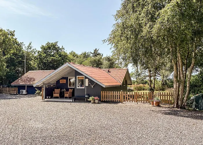Feriehus Three-bedroom In
